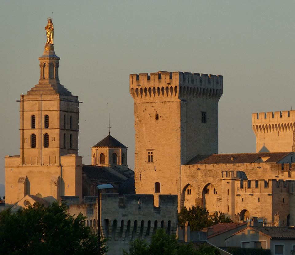 Palais Des Papes Vaucluse