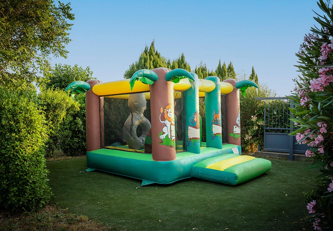 aire de jeux camping vaucluse